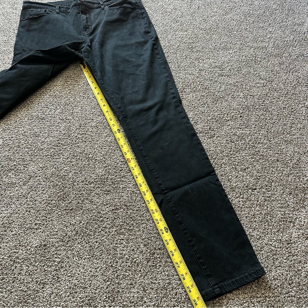 Two Pairs Of BDG Size 32 Washed Black Twig High Rise Jeans R $69 Ea - Picture 7 of 11
